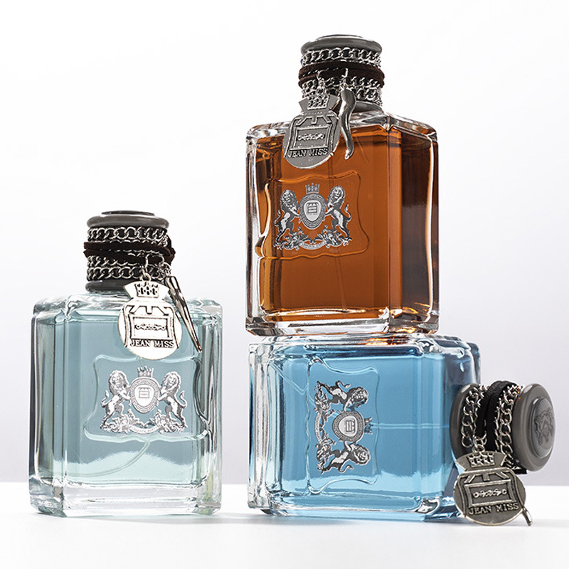 Old Wood & Sandalwood